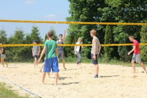 Volleyball Spielen bei den Young Days 2015 | CBG Fulda Kohlhaus